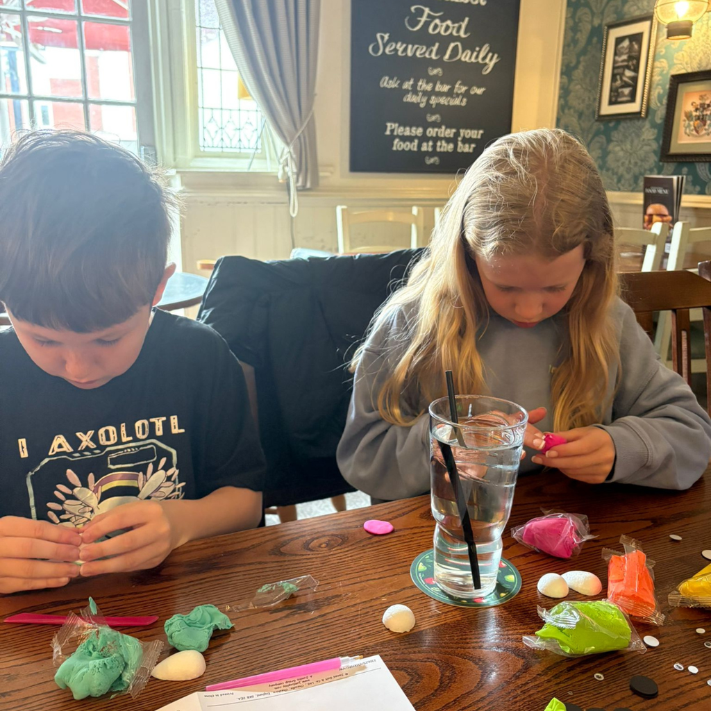 Surprise Craft - Children's Event (21/08/26)